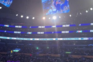 感受LA球迷对大谷翔平的爱 NBA现场播放恭喜大谷进决赛